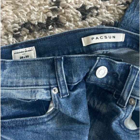 PACSUN STACKED SKINNY JEANS SIZE 28X30. Like new condition - Picture 3 of 3